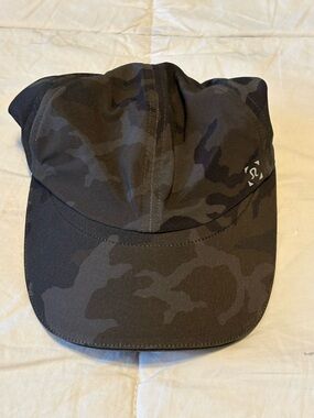 Lululemon black camo Lightspeed Run Hat *NWT